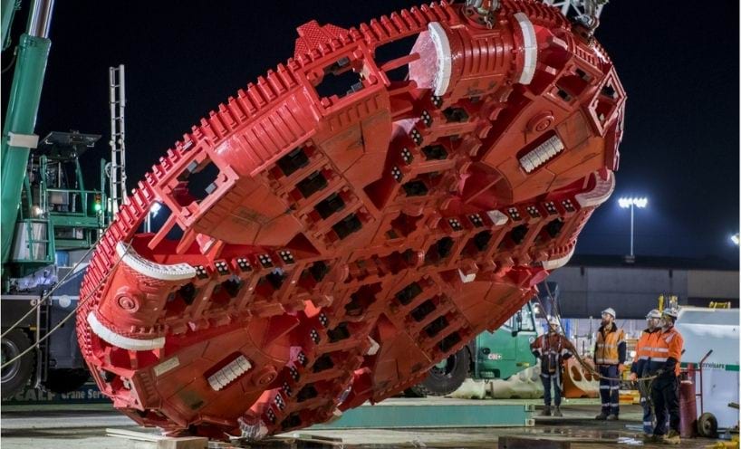 Tunnel boring machine (TBM) Tunnel boring machine (TBM)
